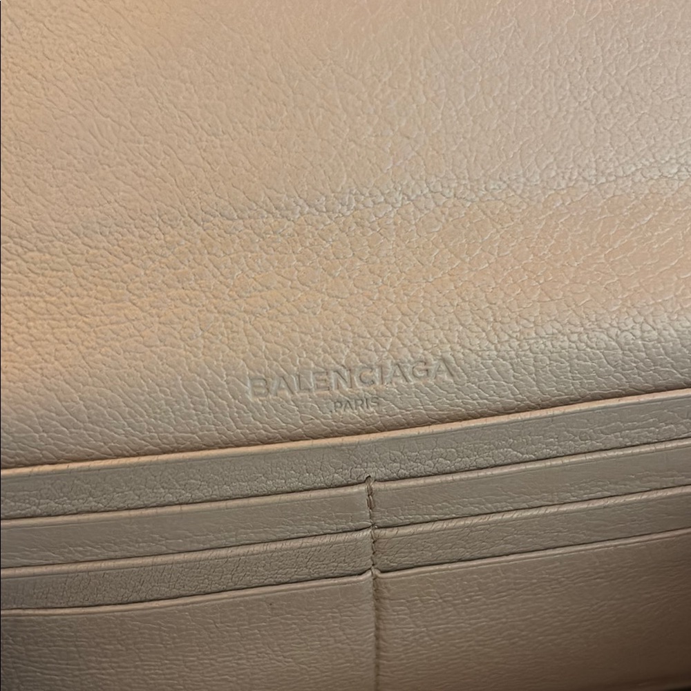 Balenciaga Beige Leather Wallet - Picture 7 of 11